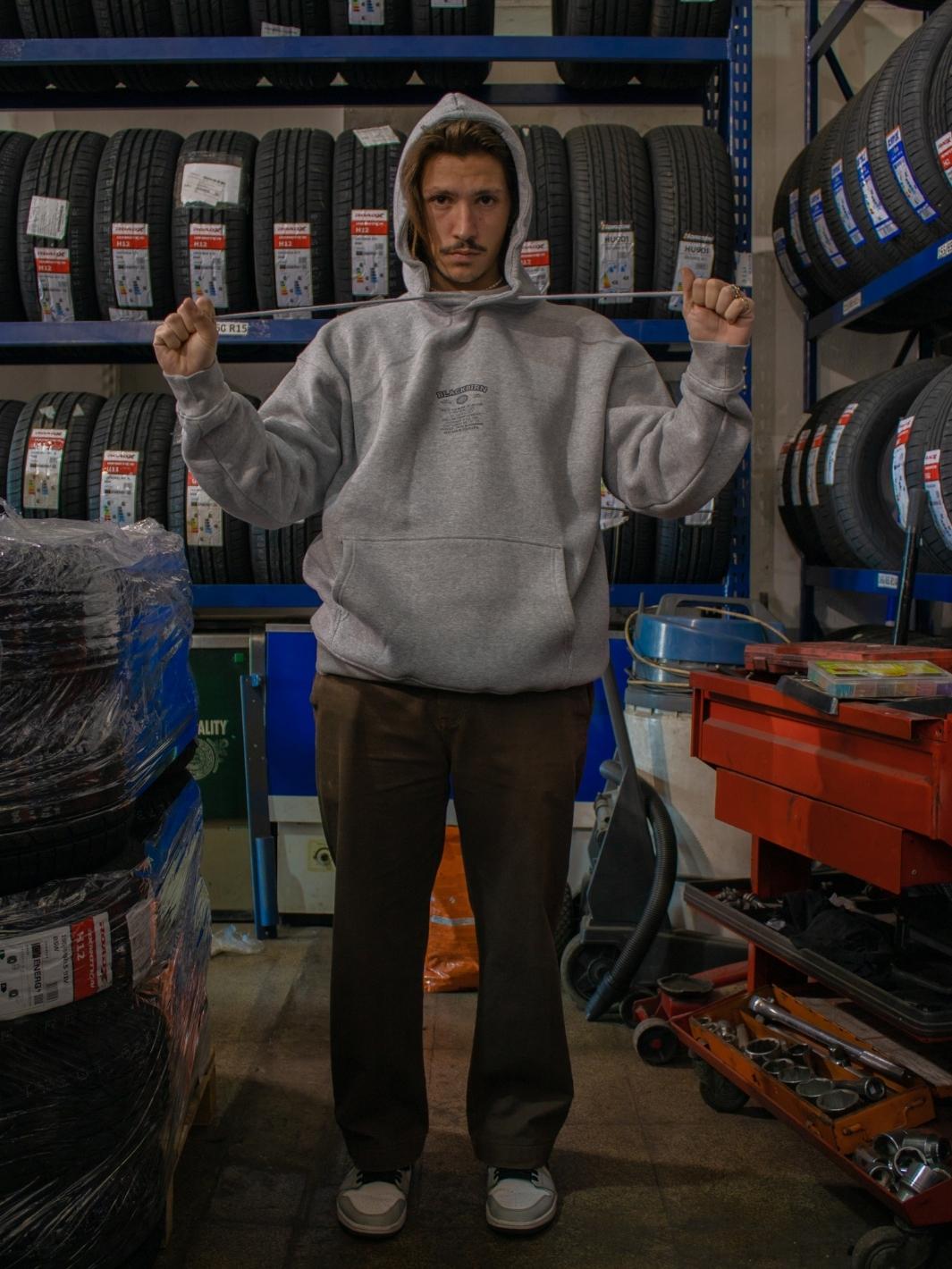 Hose Flower grey hoodie - Blackbirn